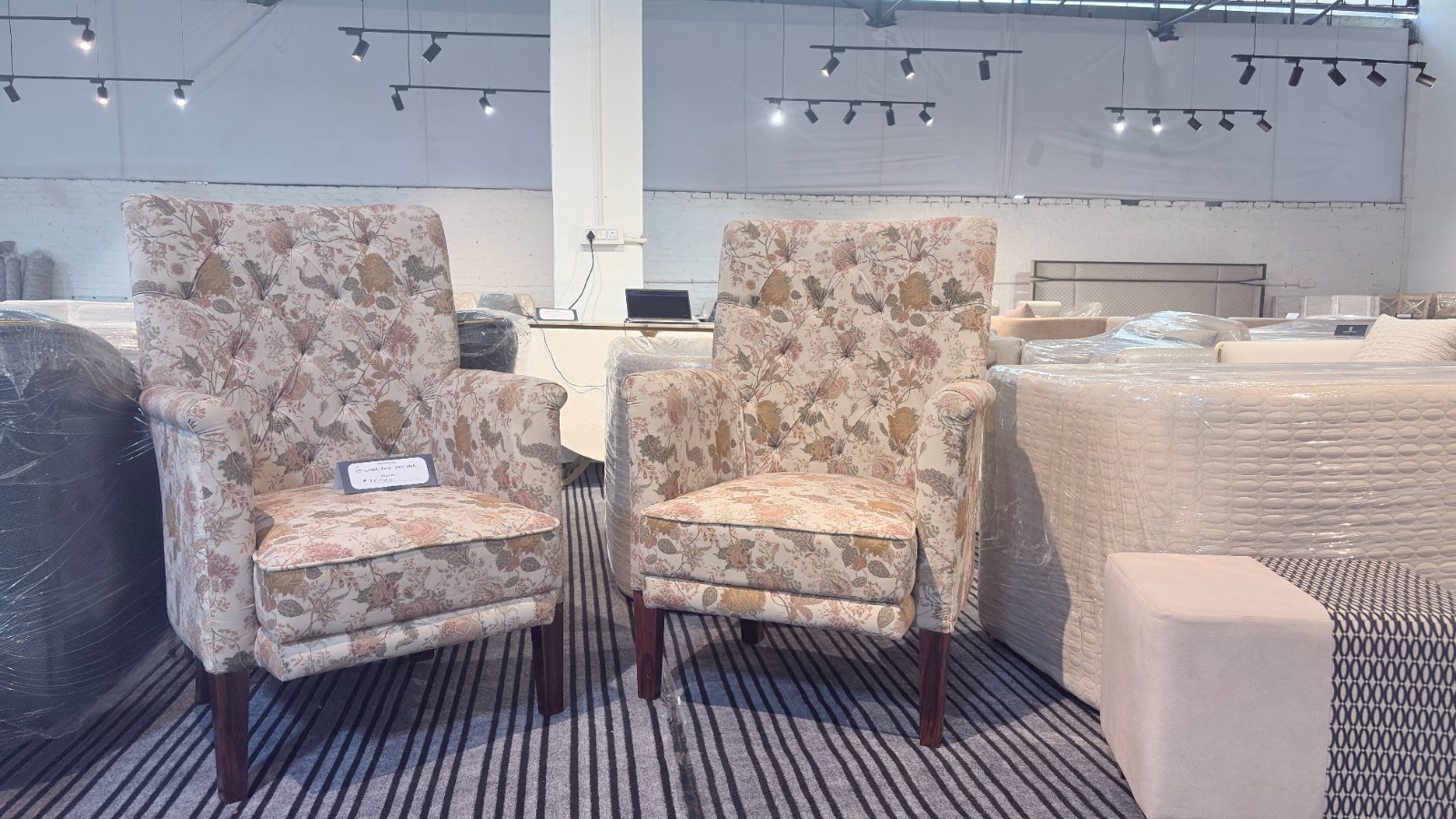 Heritage Floral Accent Chair (Set of 2)