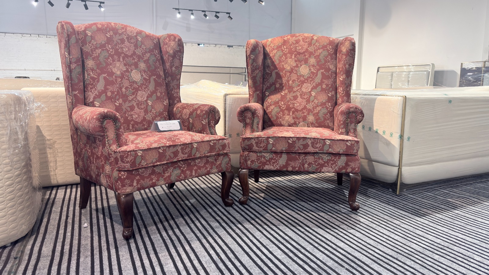 Regal Wingback Lounge Chair (Set of 2)