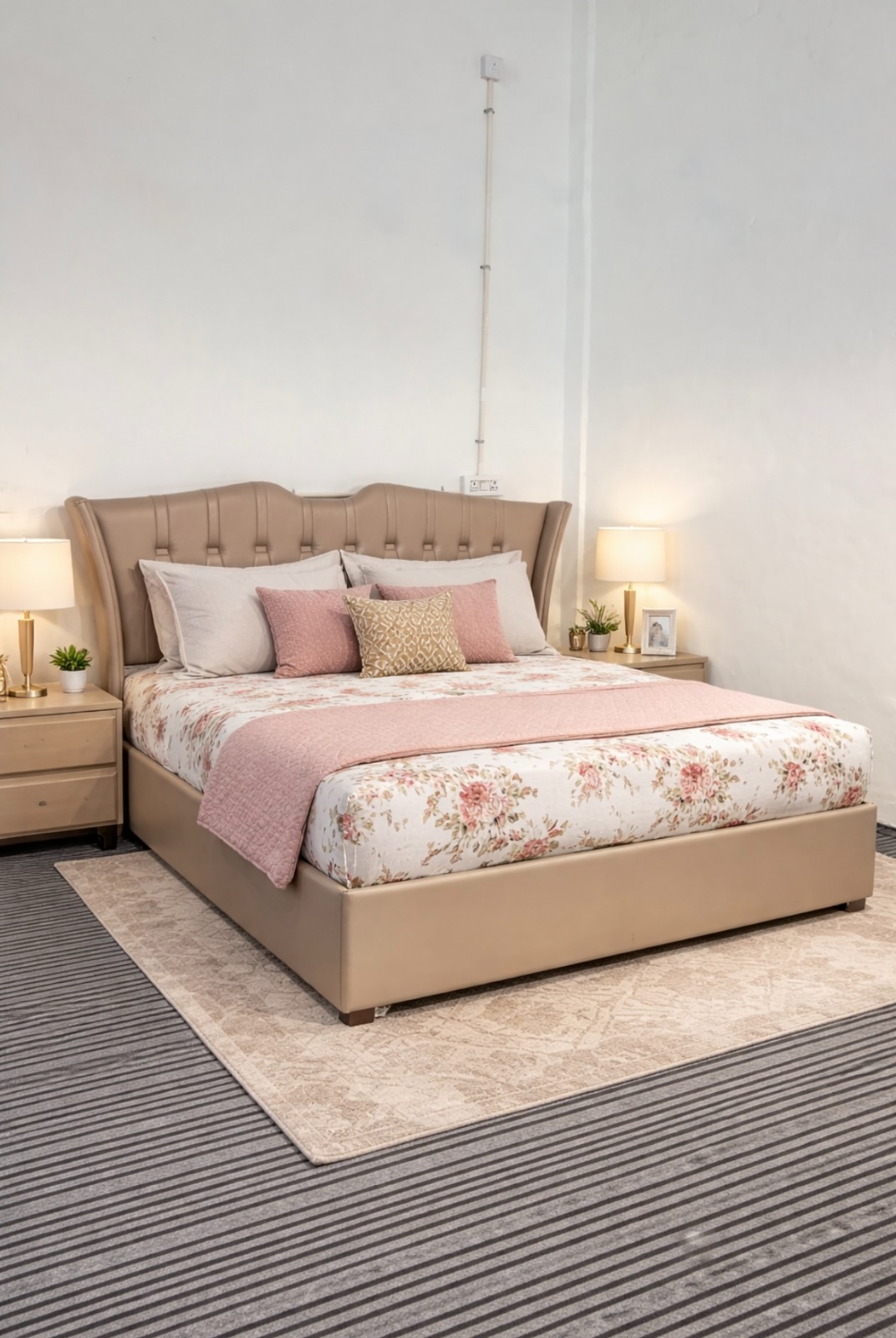 Classic Tufted Upholstered Bed with Side Tables