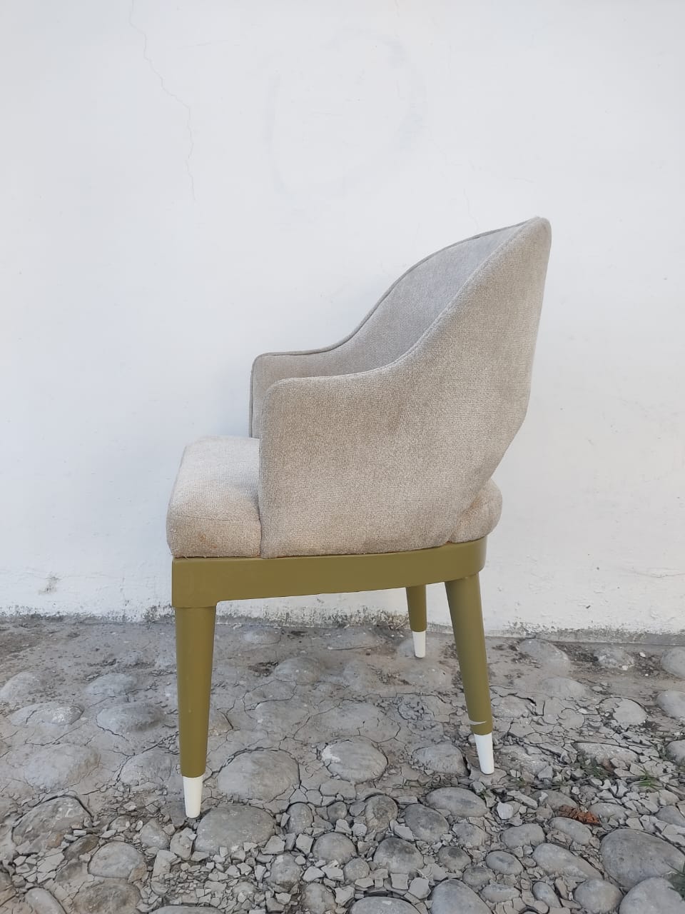 Modern Arc Accent Chair thumbnail 3