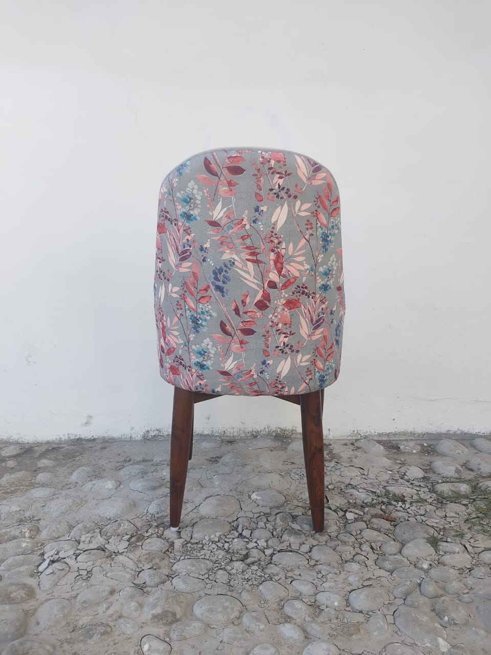 Ivory Curve Dining Chair thumbnail 3